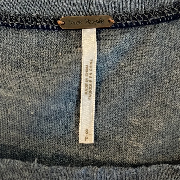 GUc Free People boho style grey jersey and navy blue lace  top - Picture 12 of 15